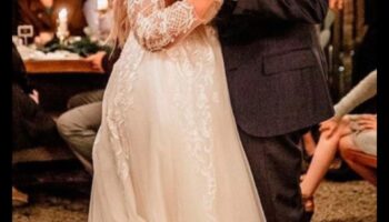 تناغم المقاسات: فساتين زفاف للمقاسات الكبيرة مصنوعة بالحب